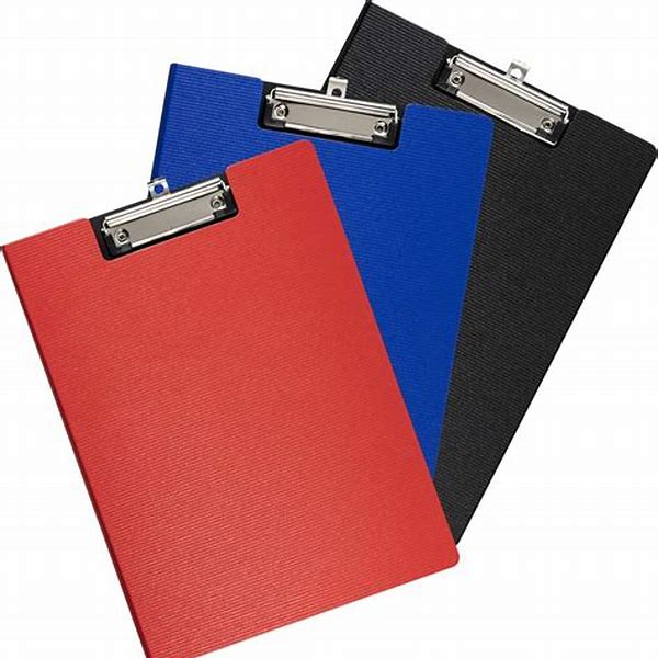 Clip Board A4 Plastic Double K-MAX 0008