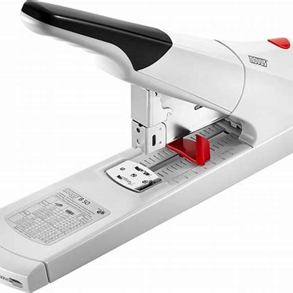 Stapler Heavy Duty Model B50 140 Sheet Novus