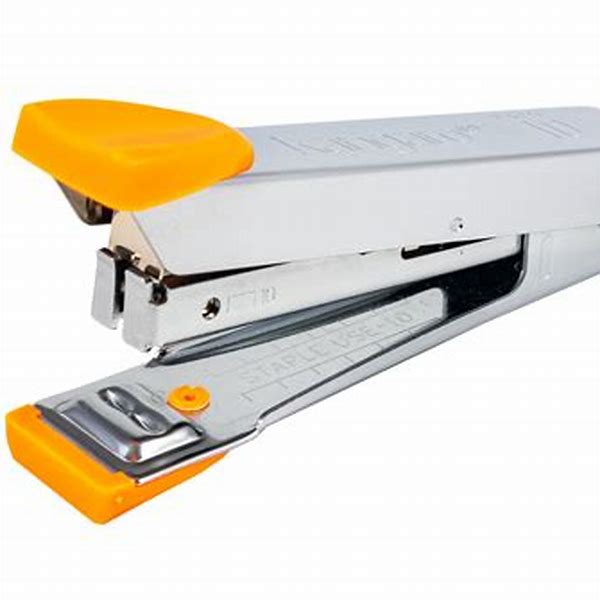Stapler Model 24/6-0621 - Micro